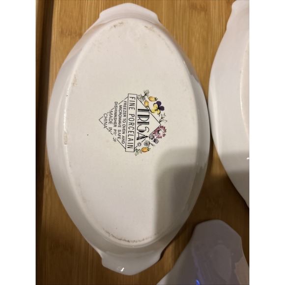 🔥Set Of 3 TRISA Fine Porcelain Oval Baker 10.5in  Long 5.5in Wide (send offers) - Picture 7 of 7